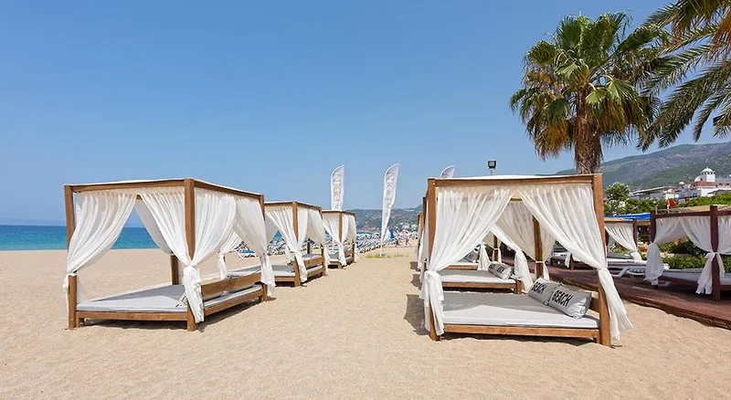 Alaaddin Beach Hotel — Foto 6