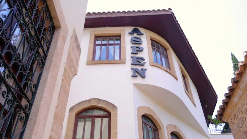 Aspen Hotel — Foto 2