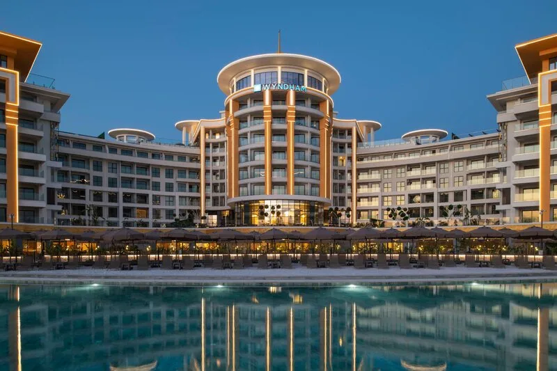 AZURA WORLD HOTEL — Foto 2