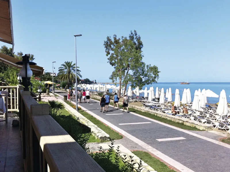 Can Garden Beach — Foto 3