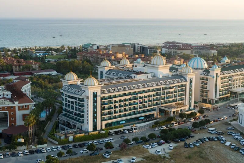 Castival Hotel — Foto 1