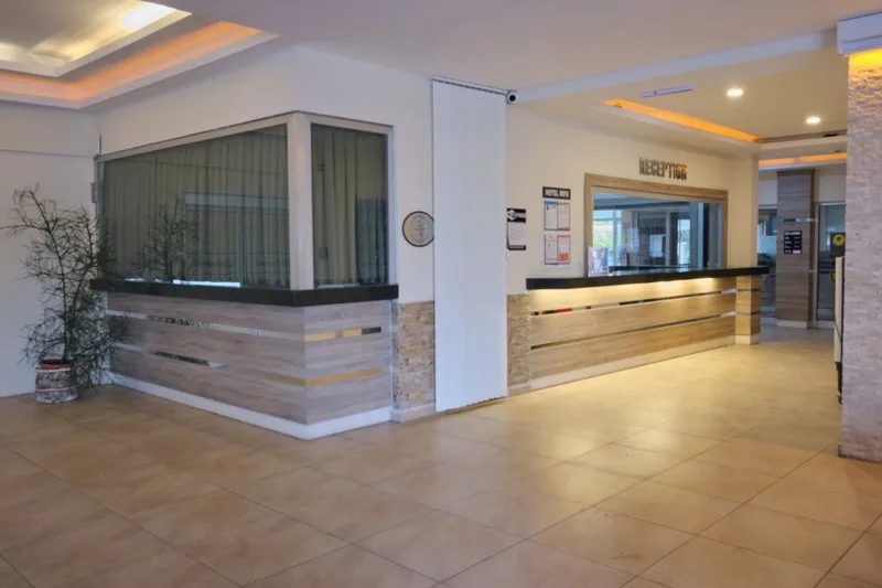 Cats Garden Family Hotel — Foto 8