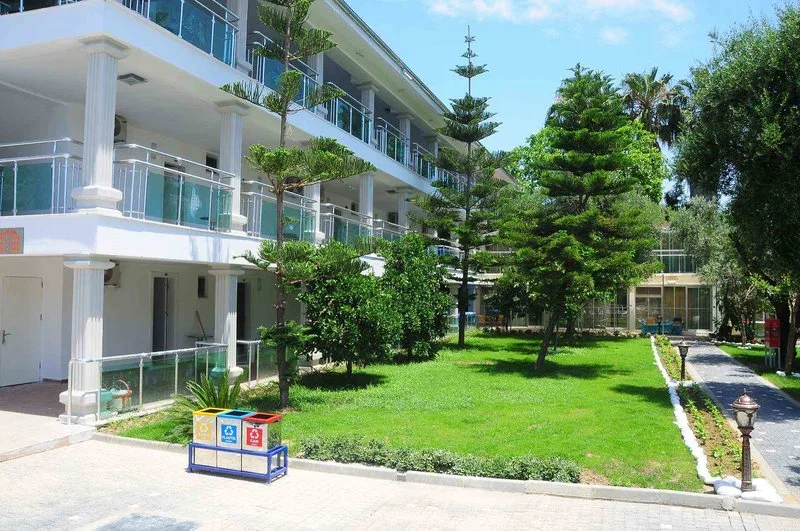 Clover Magic Altinkum Park — Foto 1