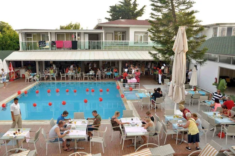 Clover Magic Altinkum Park — Foto 7
