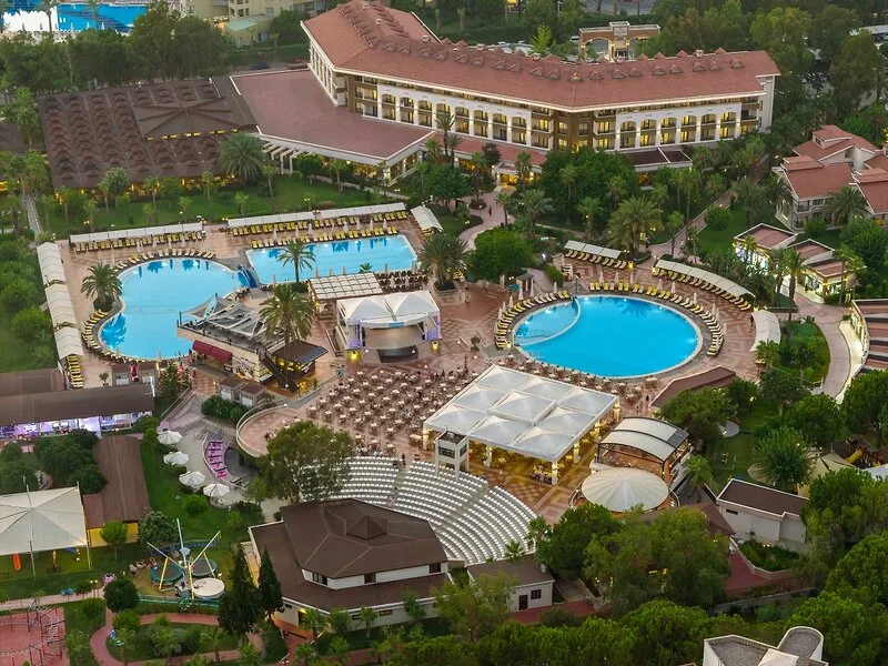 Club Hotel Turan Prince World — Foto 1