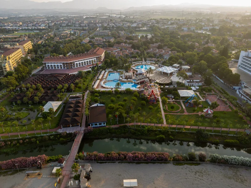 Club Hotel Turan Prince World — Foto 2