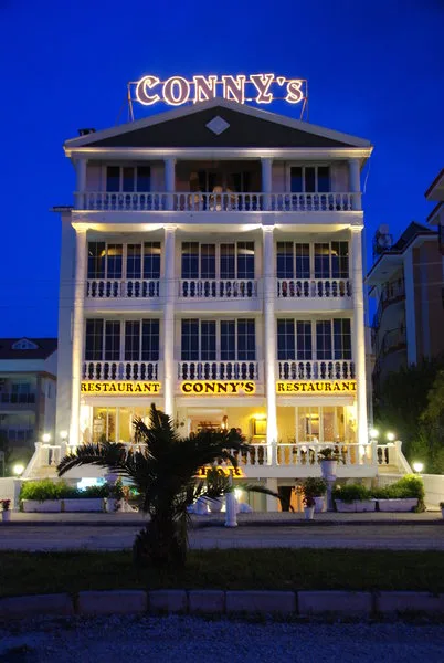 Conny's Boutique Hotel — Foto 1