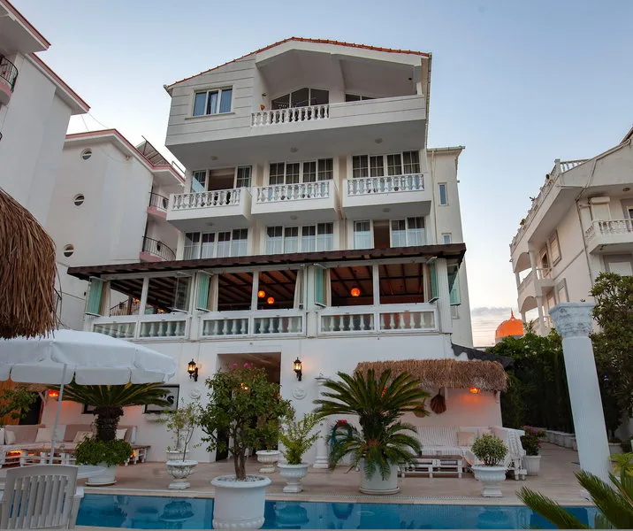 Conny's Boutique Hotel — Foto 6