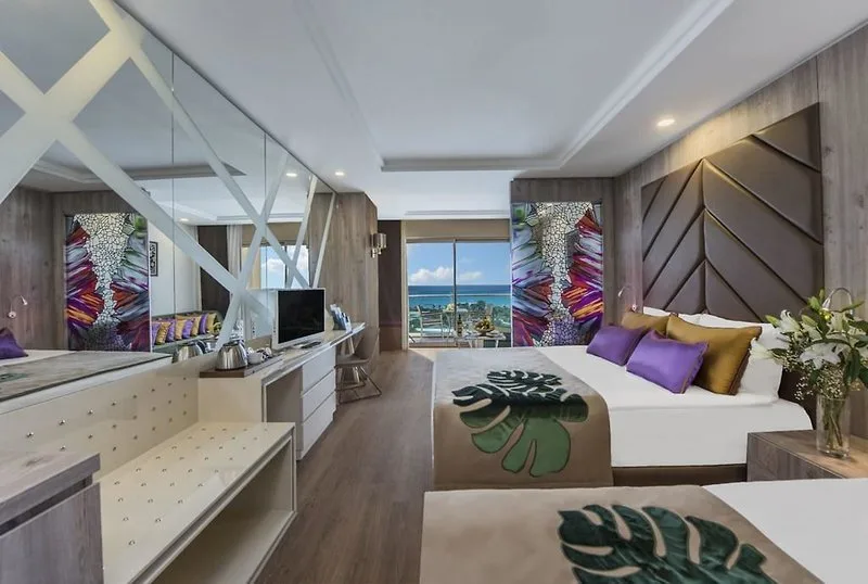 Delphin Be Grand Resort — Foto 2