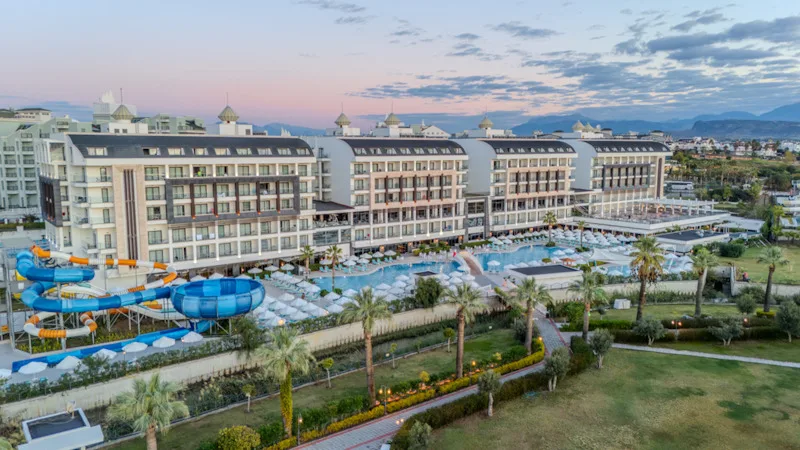 Diamond De Luxe Hotel & Spa — Foto 1