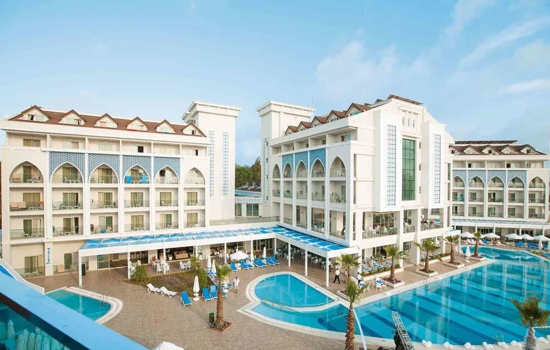 Diamond Elite Hotel And Spa — Foto 1