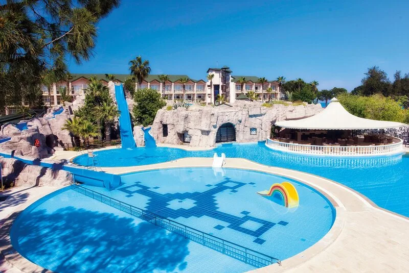 Dobedan World Palace Kemer — Foto 5