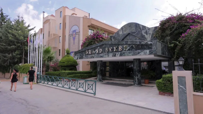 Grand Seker Hotel — Foto 1