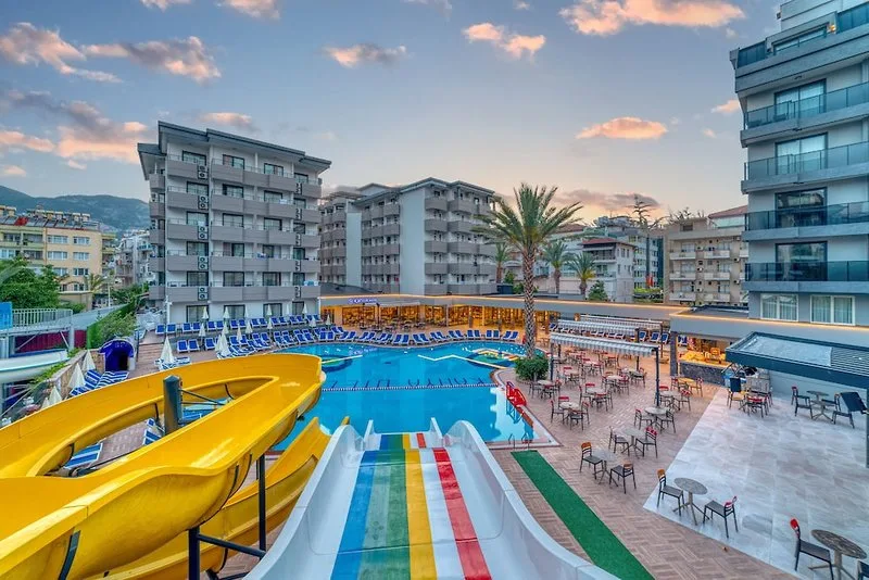Kahya Hotel — Foto 1