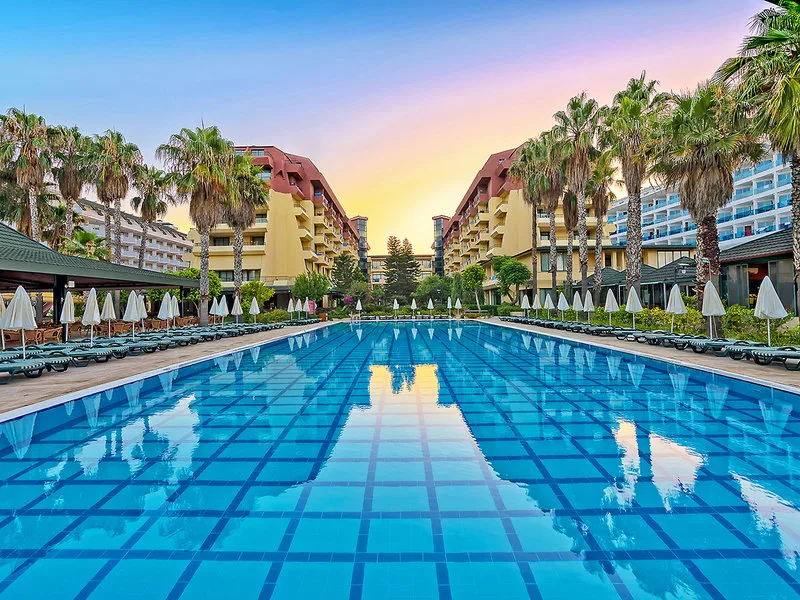 Meryan Hotel — Foto 1
