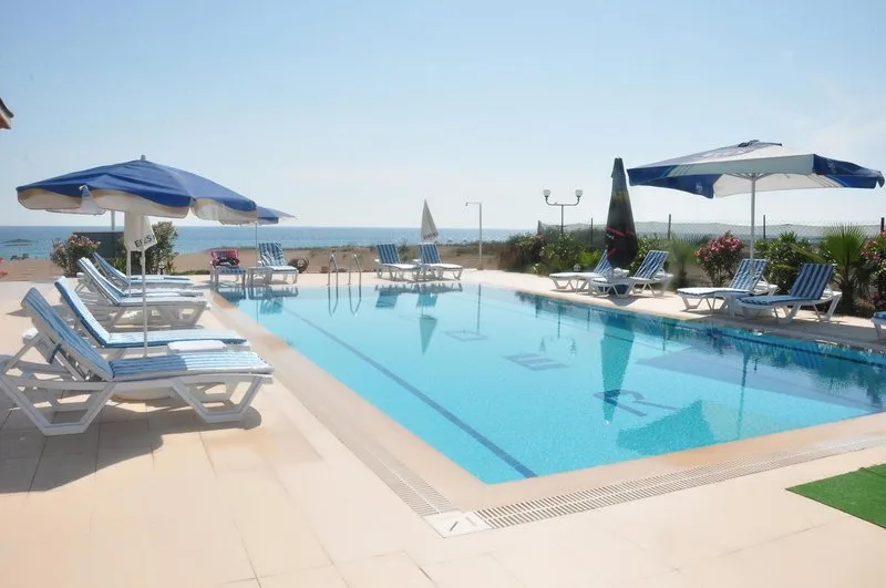 Onder Hotel — Foto 3