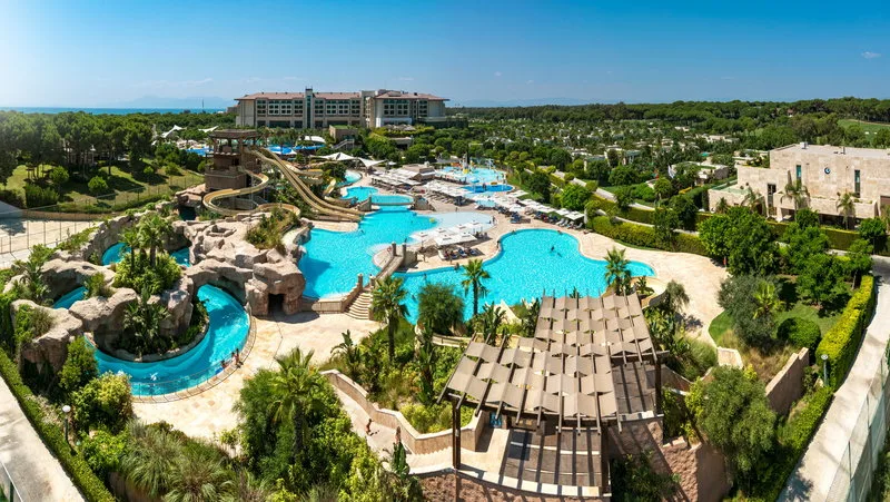 Regnum Carya Hotel — Foto 1