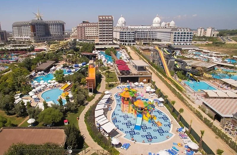 Saturn Palace — Foto 6
