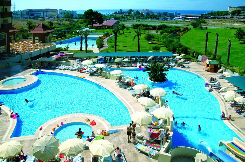 Serenis Hotel — Foto 4