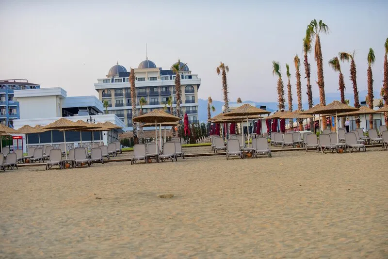 Serenity Queen Hotel — Foto 6