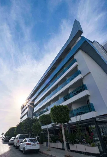 Sunprime C-Lounge Hotel — Foto 1