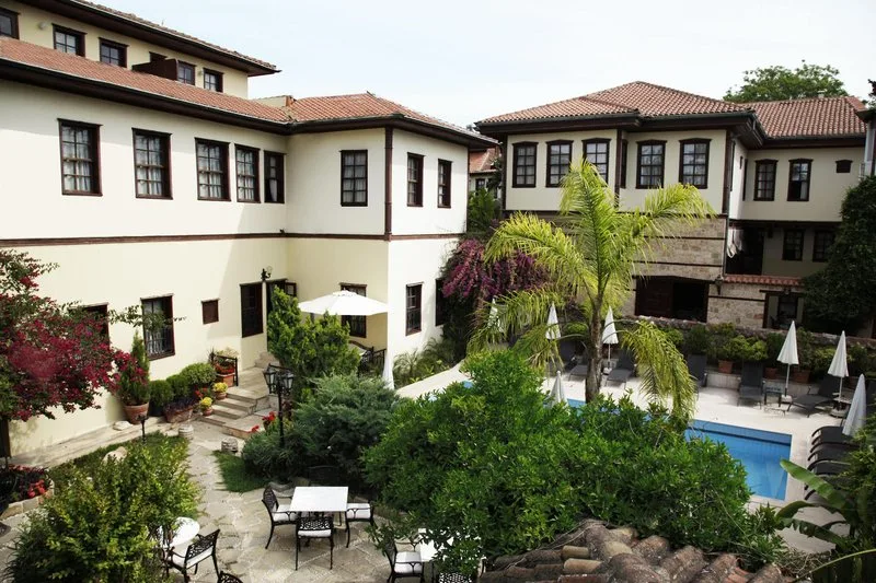 Tuvana Hotel — Foto 1