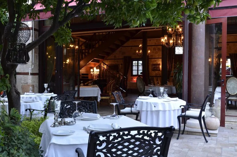 Tuvana Hotel — Foto 9