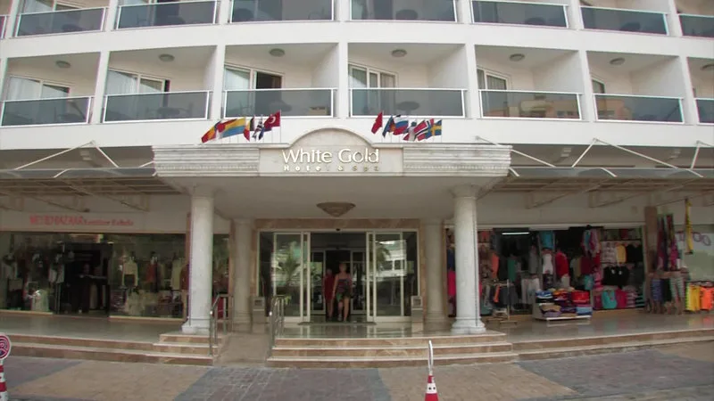White Gold Hotel — Foto 1
