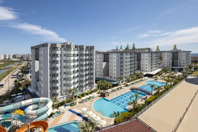 Wyndham Garden Lara — Foto 1