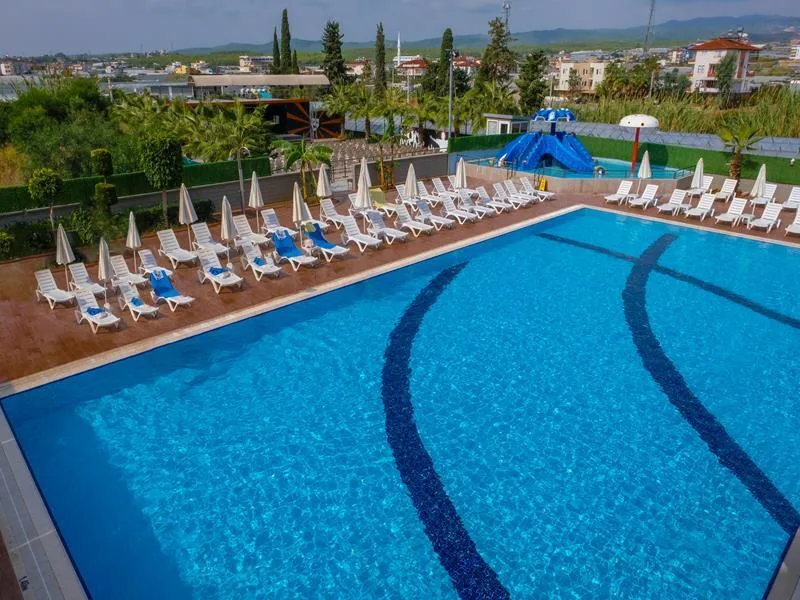Xoria Deluxe Hotel — Foto 7